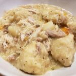 🍮 No-Bake Creamy Biscuit Pudding Dessert